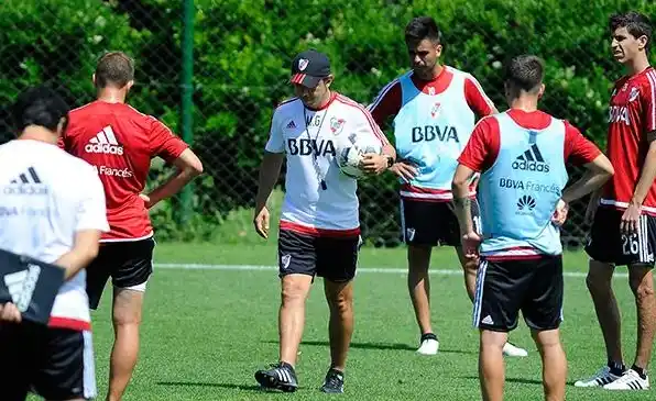 Gallardo y una única incógnita para el Superclásico del domingo 