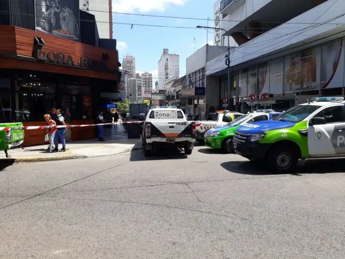 Dos horas de tensión en el centro de Quilmes por una toma de rehén