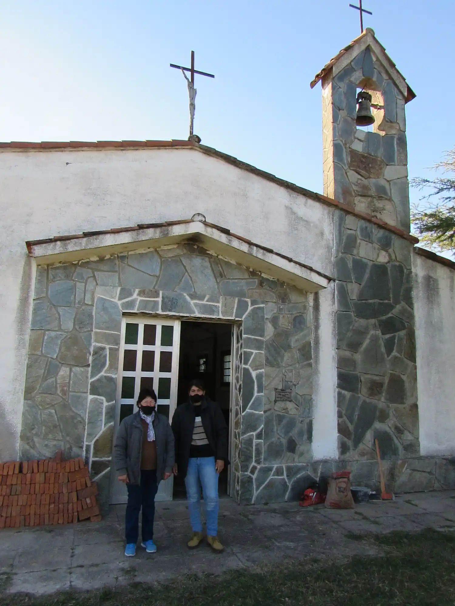 Montoya: por primera vez en medio siglo la capilla contará con energía eléctrica