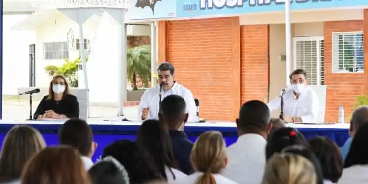 ¿ACABARÁ CON LAS MAFIAS? Maduro ordena inspeccionar los hospitales del país