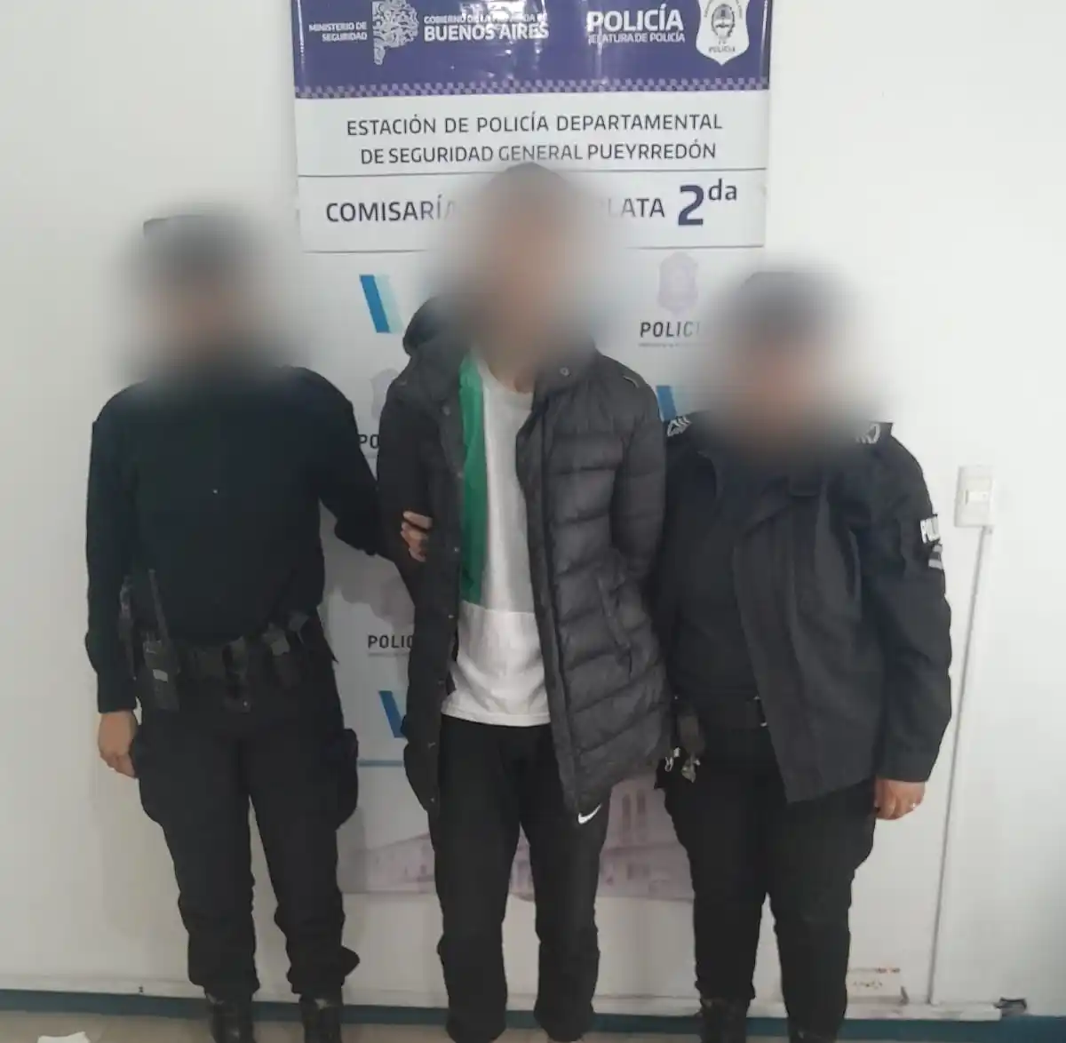 Había tratado de llevarse dos botellas de vino Rutini.