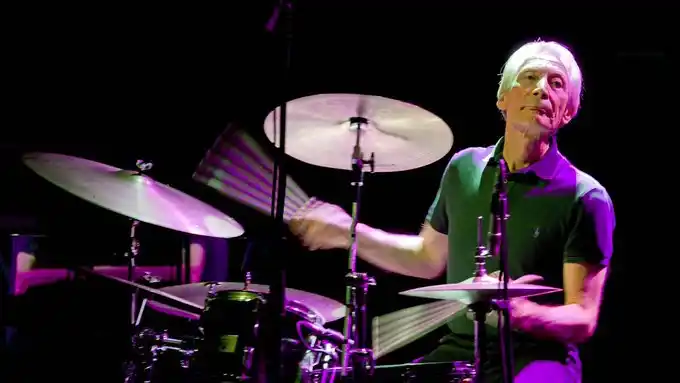 Mick Jagger y Keith Richards rindieron homenaje a Charlie Watts