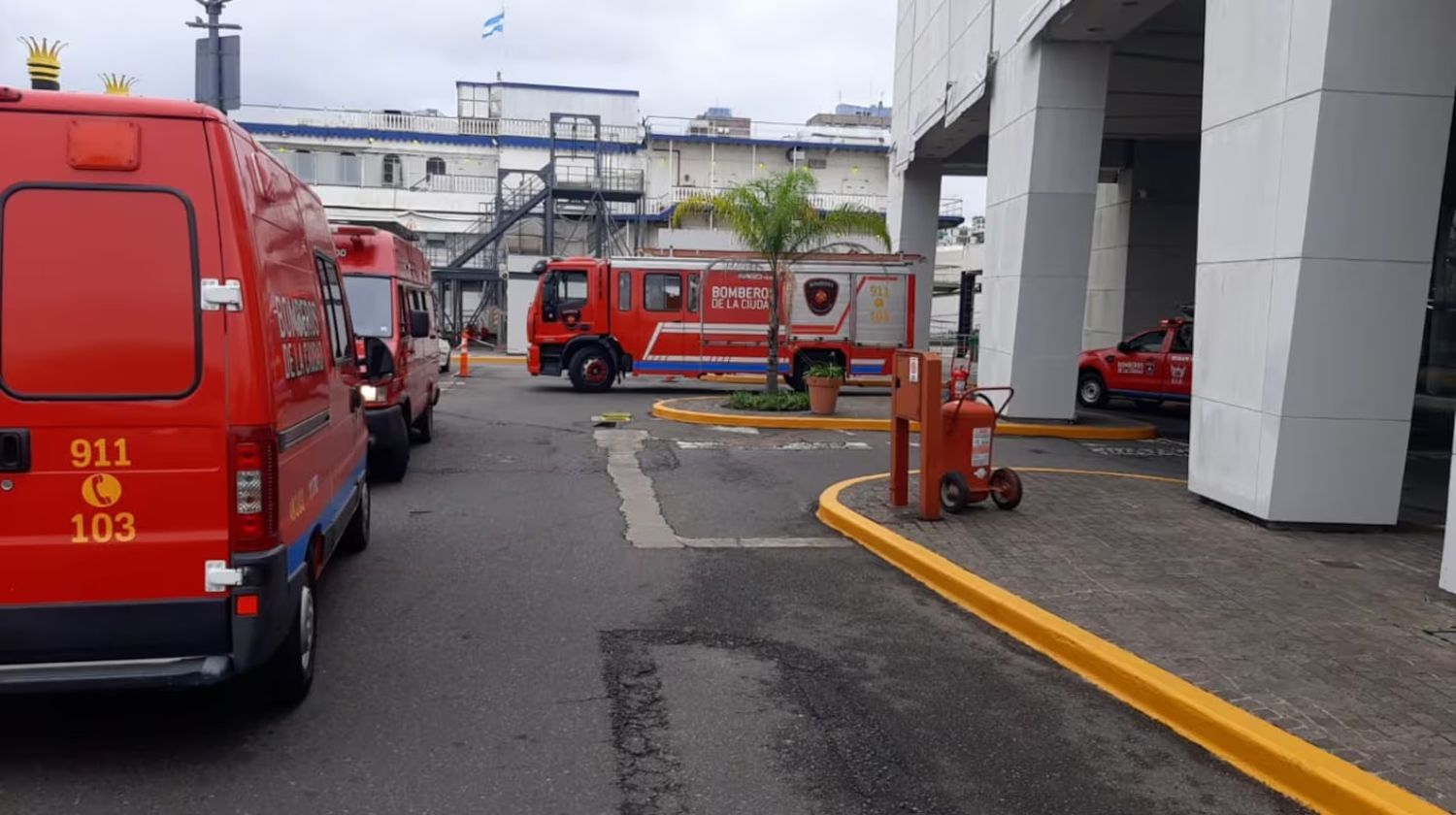 Horror en Puerto Madero: encontraron el cuerpo de una mujer flotando a metros del Casino