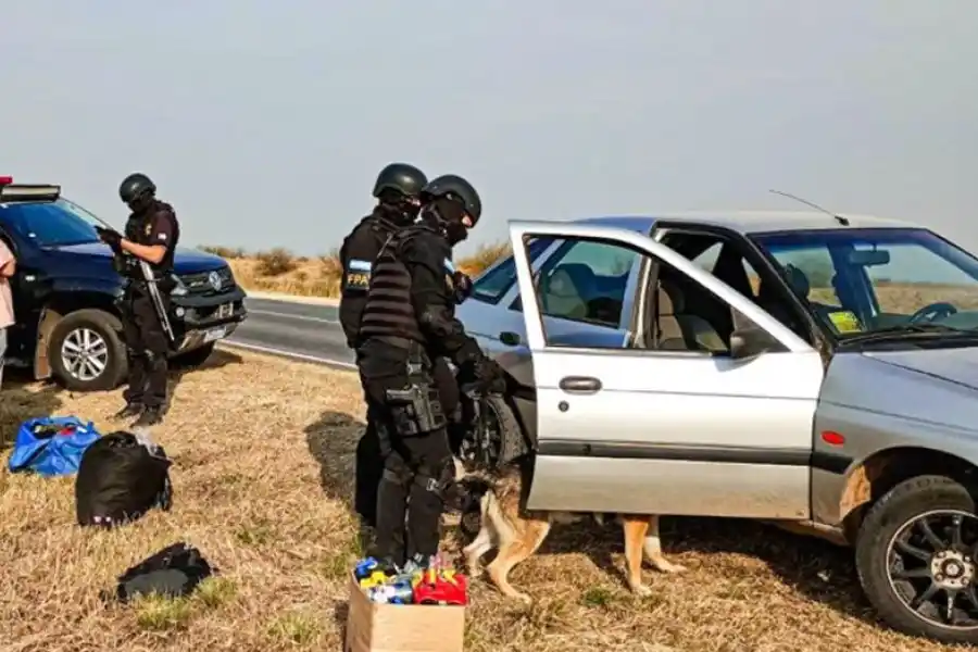 Incautaron varias dosis de estupefacientes en un importante operativo en el límite Santa Fe – Córdoba