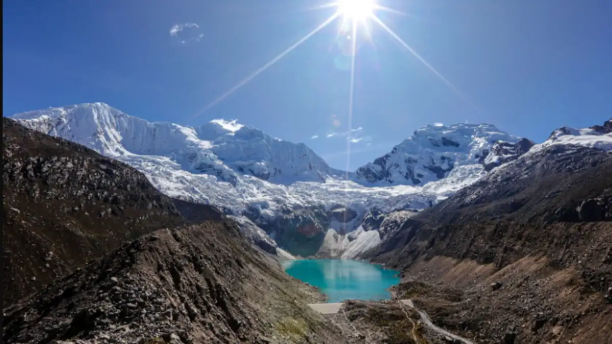 La vigilancia se centraliza a través del Centro Nacional de Monitoreo de Glaciares y Ecosistemas de Montaña (Cenmgen).