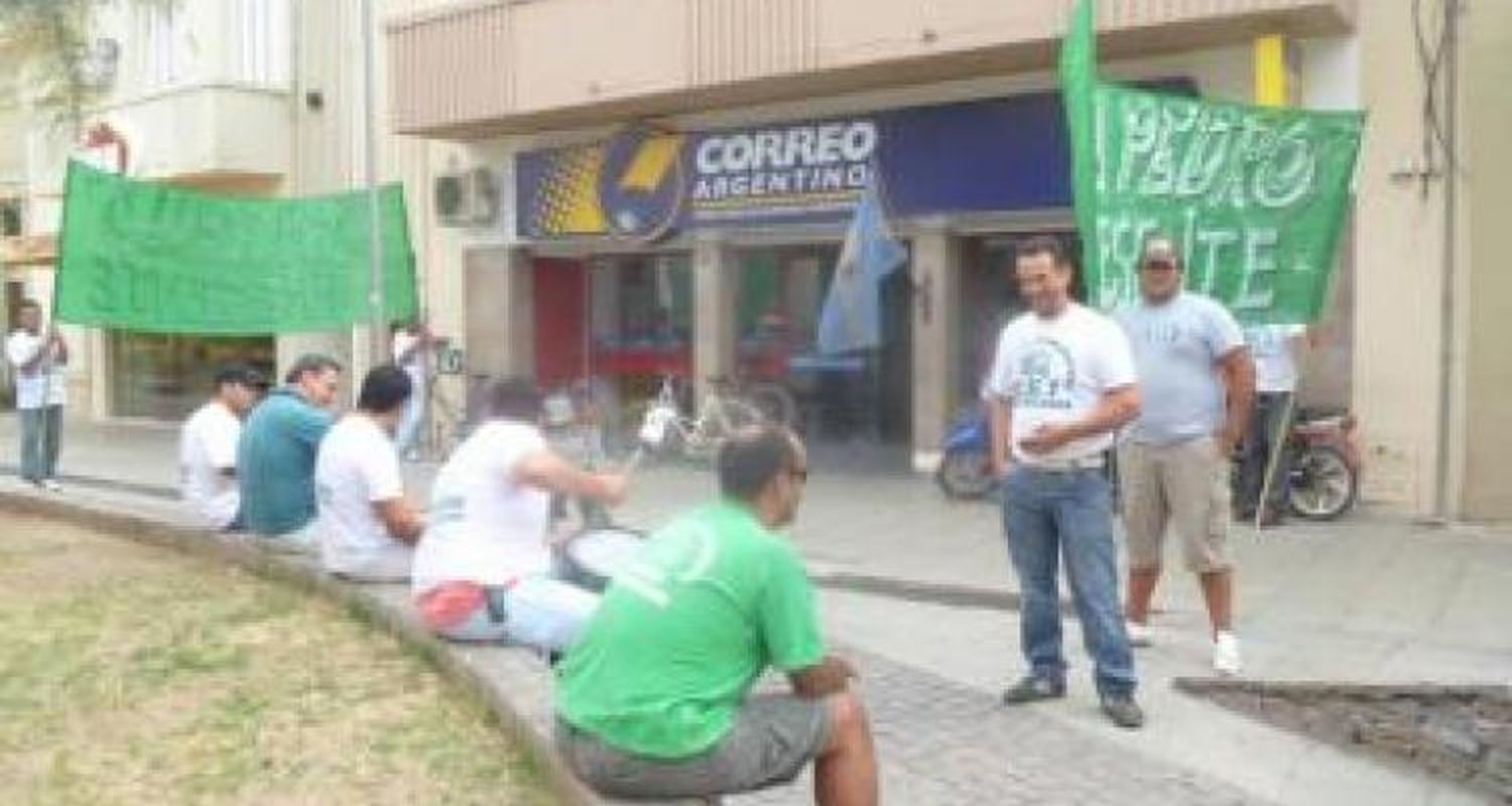 Protesta simbólica de camioneros