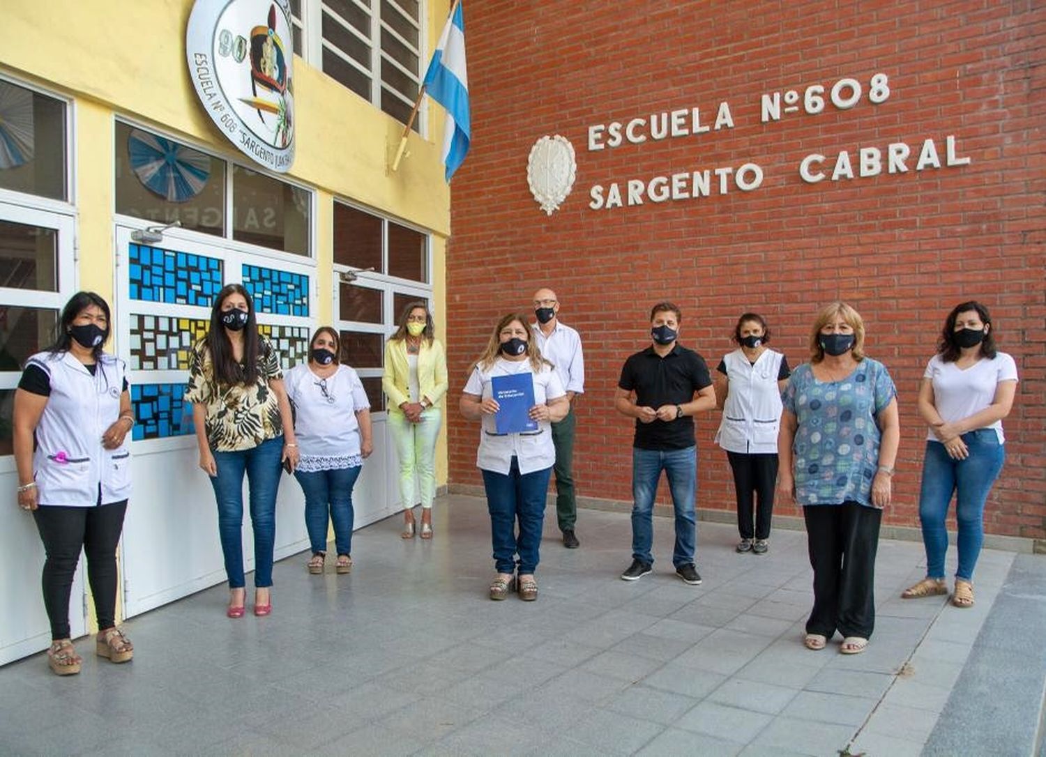 Entregaron aportes a la escuela Primaria 608 “Sargento Cabral” de San Justo