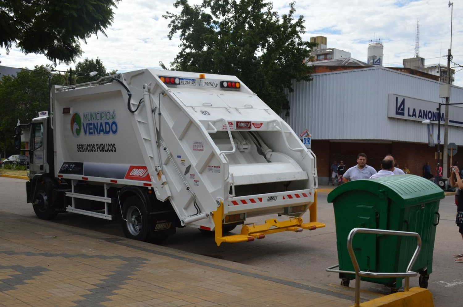 Servicios municipales durante el feriado administrativo del 15 de noviembre