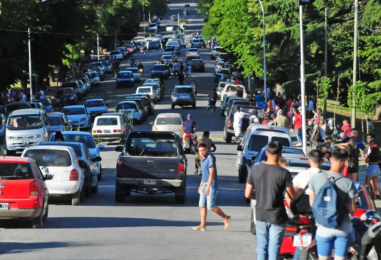Tandilenses y turistas coparon los paseos en el primer domingo sin restricciones