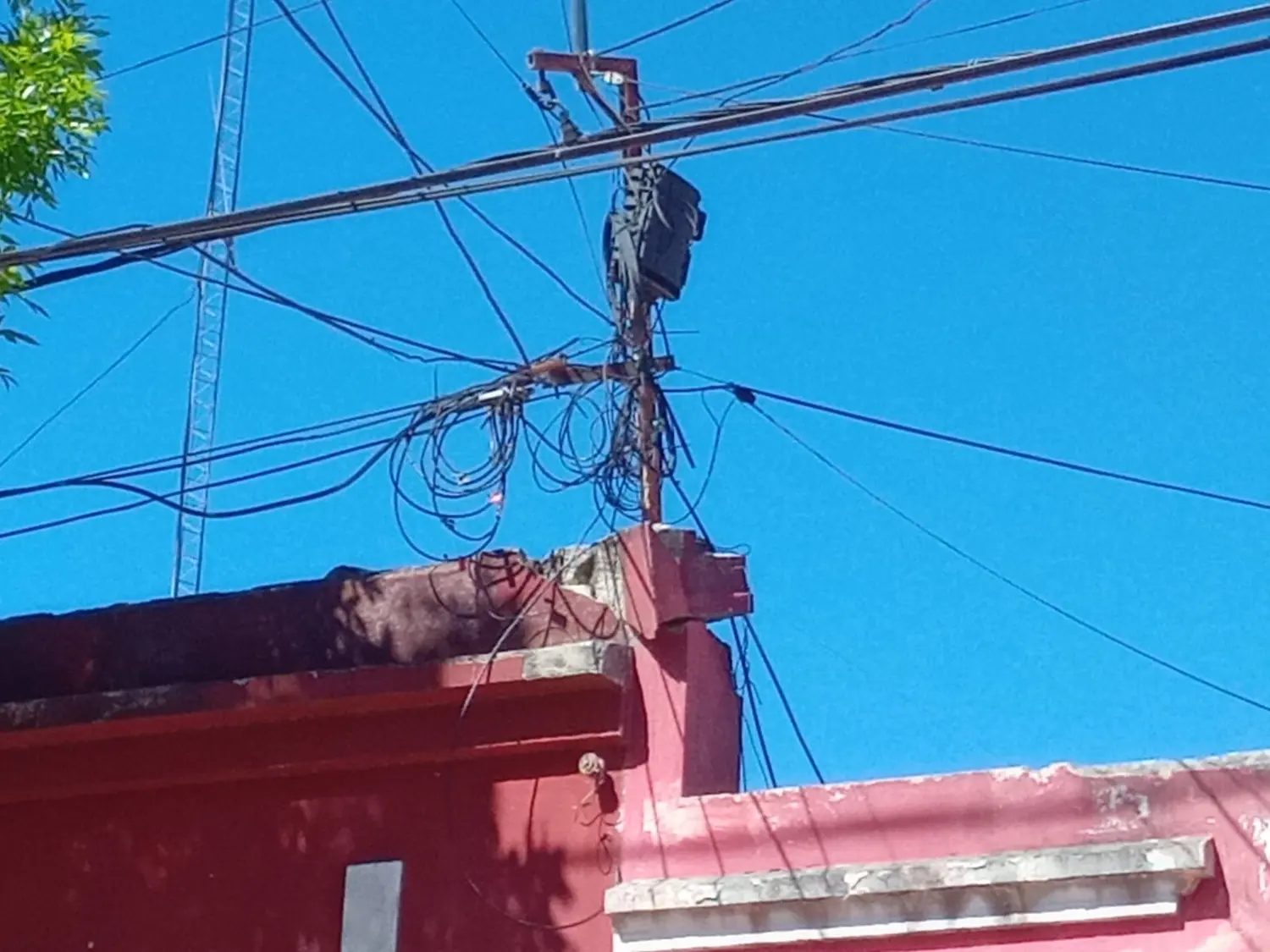 "Se le puede caer en la cabeza a alguien"