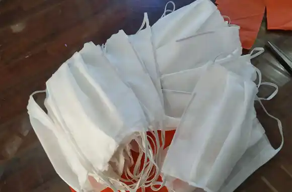 Retrotraen a marzo los precios de barbijos y termómetros