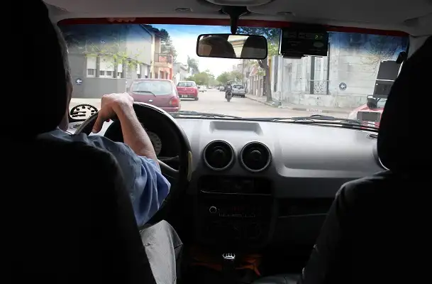 La Federación Argentina de Remises le pidió a Piaggio que revea el convenio con la Agencia de Seguridad Vial
