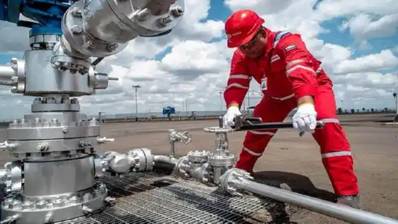 ¿Y LAS SANCIONES? REPSOL Y PDVSA ESPERAN AUMENTAR producción de crudo con esta empresa mixta