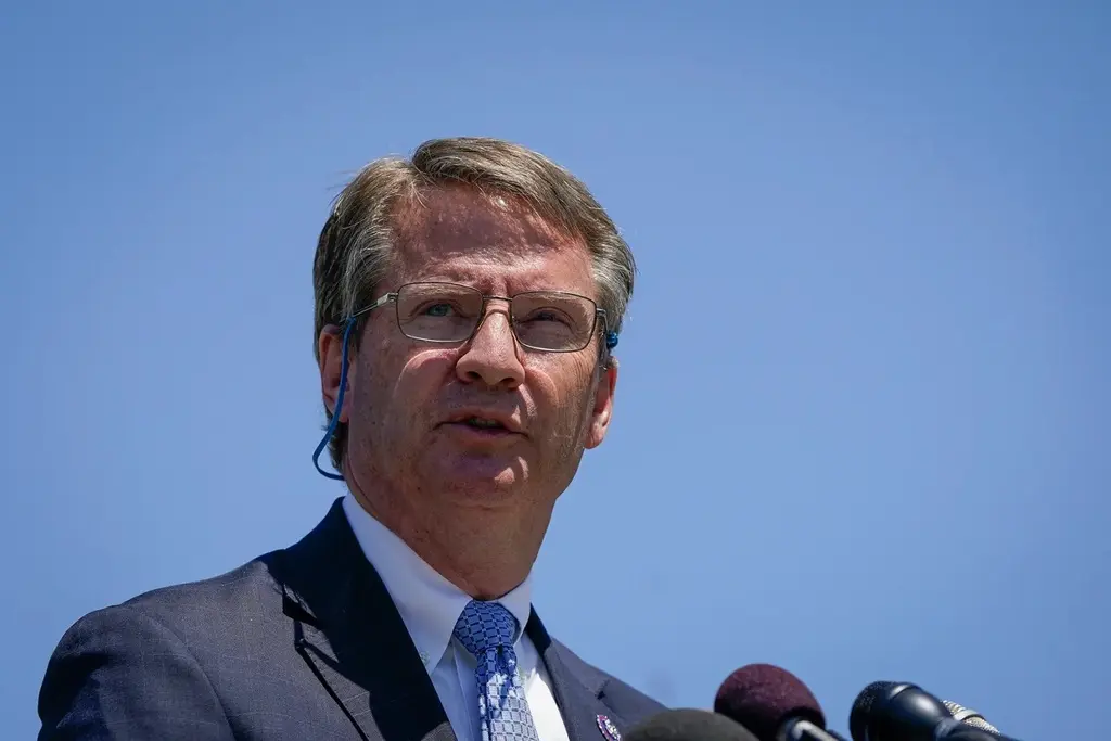Tim Burchett