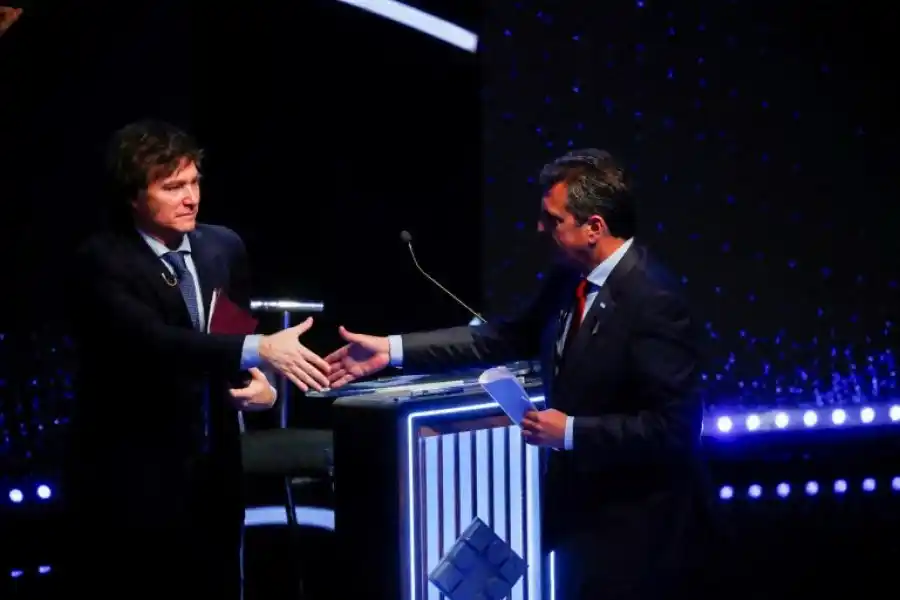 Cara a cara: piden definiciones sobre "gasto público y carga tributaria" en el debate rumbo al balotaje