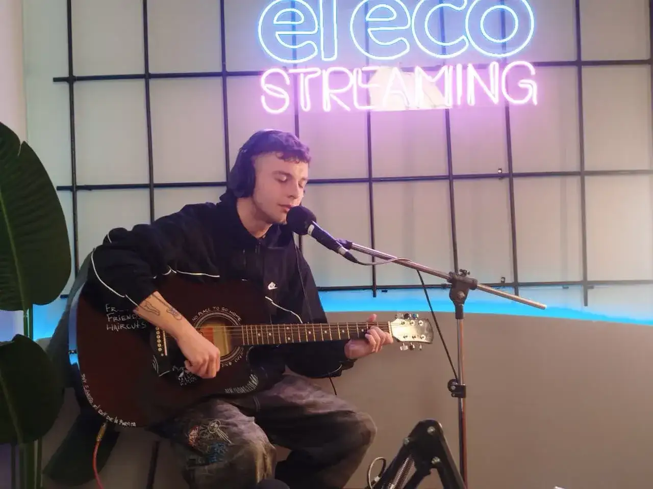Kucka animó una nueva edición de Zip Unplugged.