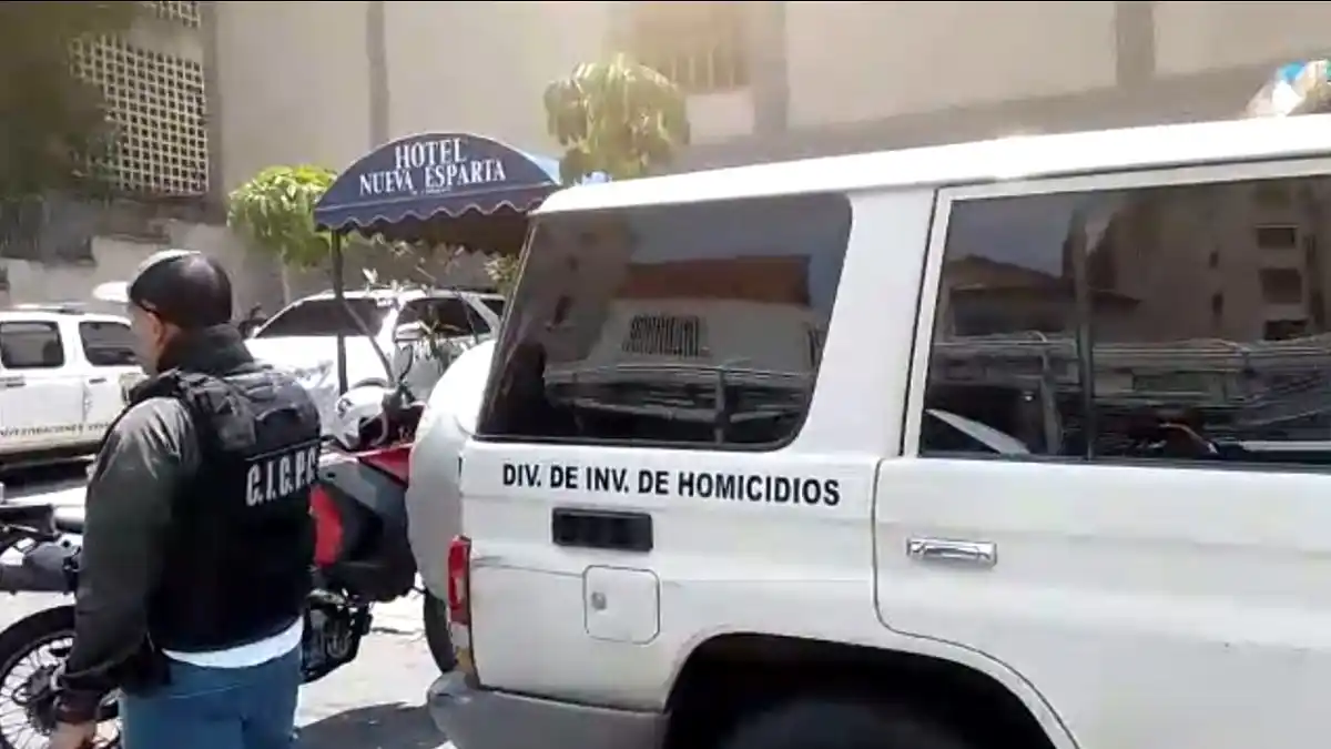 MUERE EN ENFRENTAMIENTO peligroso delincuente dentro de hotel en Caracas