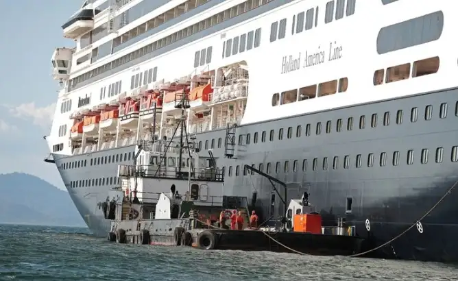El ruego de los pasajeros de un crucero: hay cuatro muertos y nueve con coronavirus