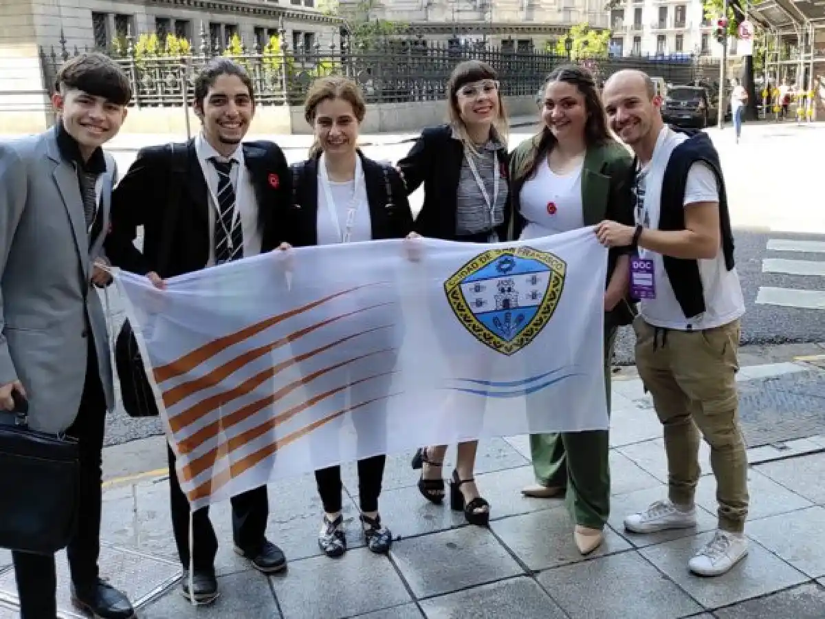  Alumnos de la escuela PROA disertaron en el Congreso de la Nación
