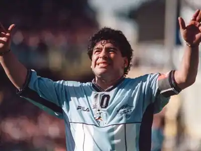 Diego Maradona.