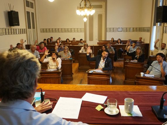 Por mayoría, el Concejo aprobó el Presupuesto 2025: suba de tasas escalonada y con topes