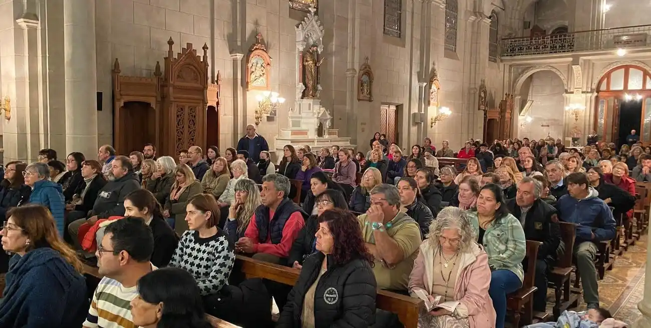 Iglesia Aarón Castellanos