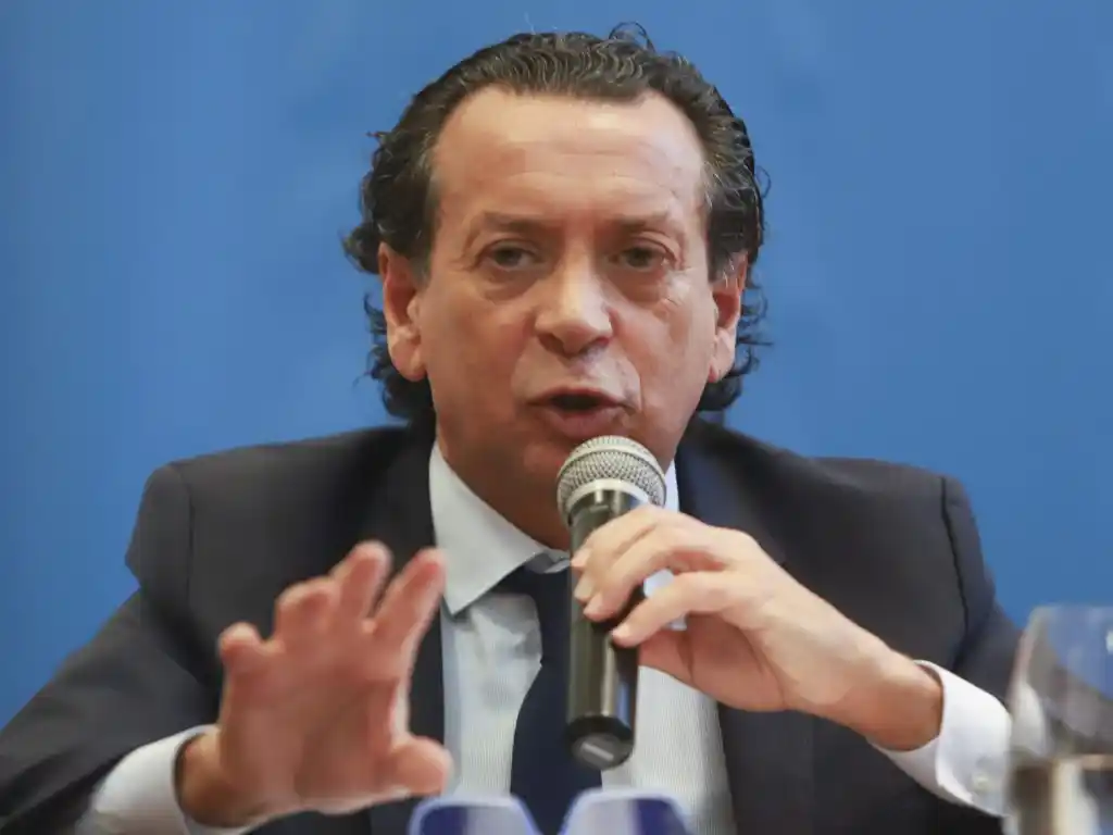 El gobierno gestiona ante el anuncio de Trump de imponer aranceles al acero