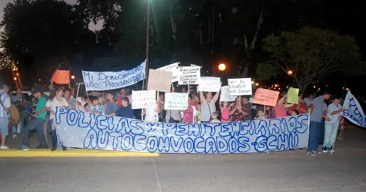 La Policía y el Servicio Penitenciario volvieron a reclamar por salarios