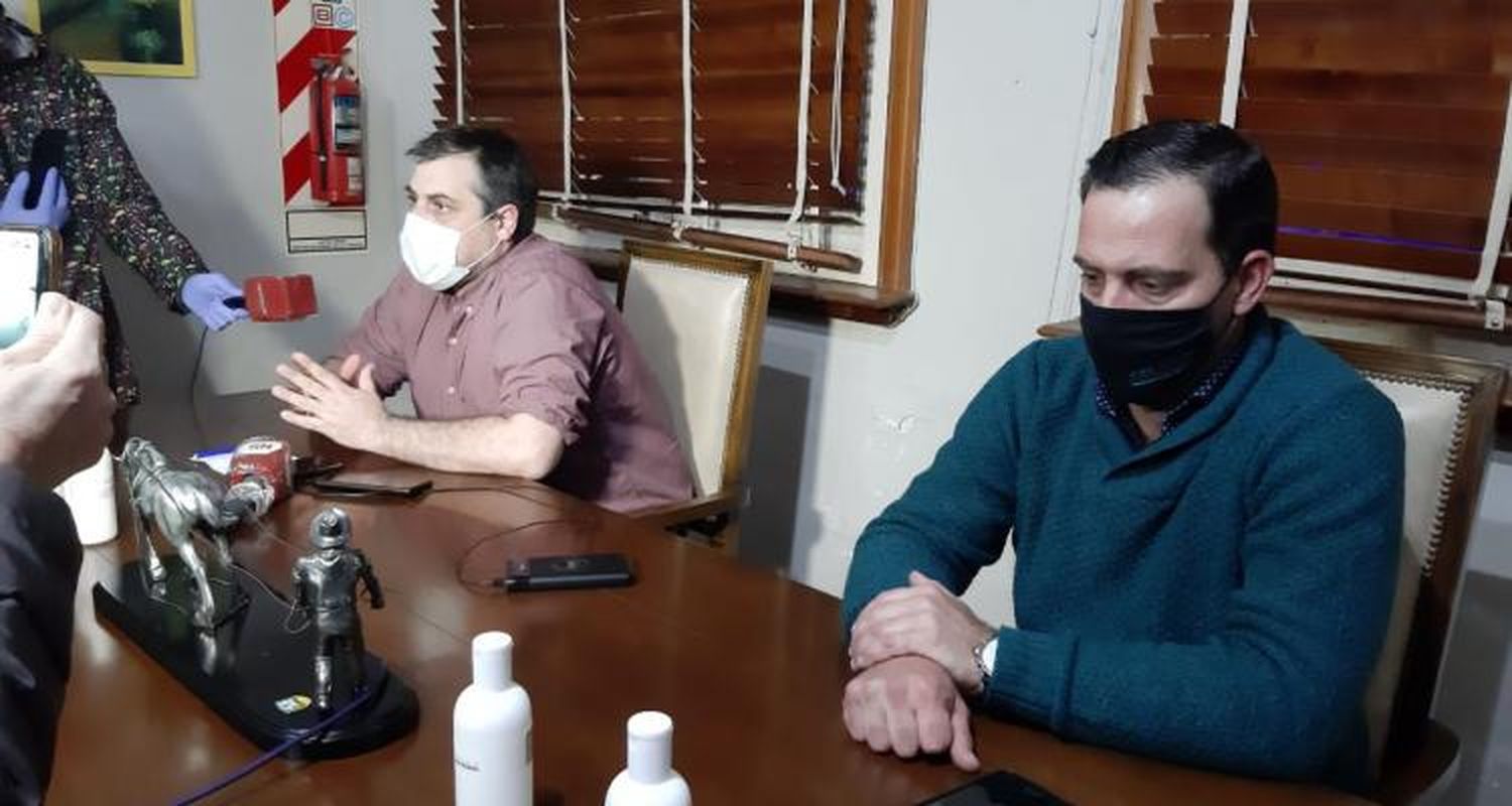 Coronavirus: Con 29 nuevas muestras el gobierno endureció su posición y advirtió que se volverá a Fase 1