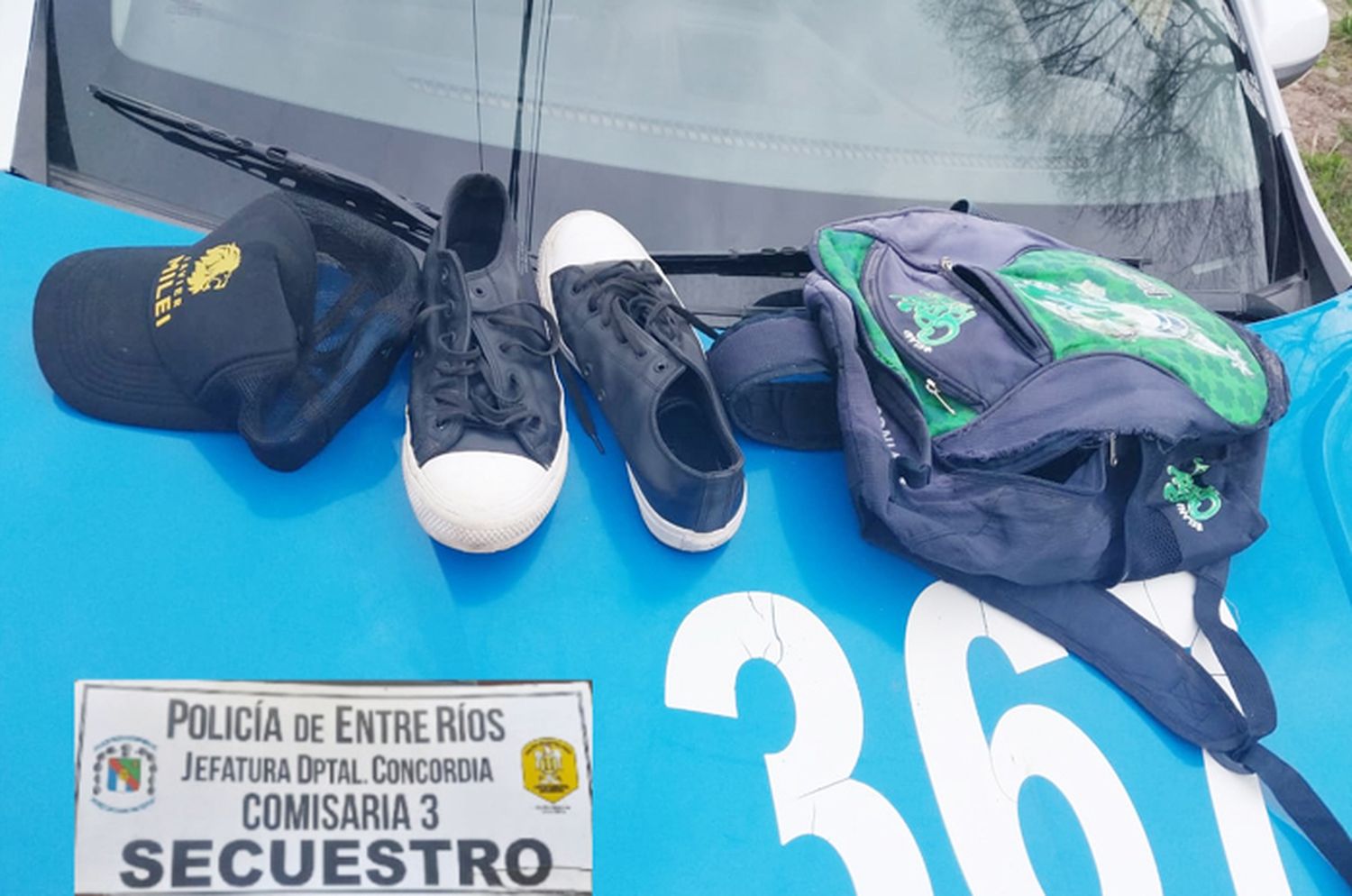 Hombre intenta huir tras ofrecer elementos de dudosa procedencia
