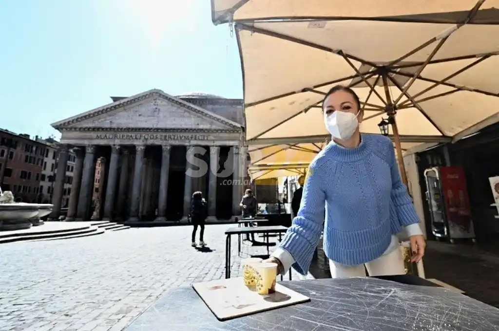 Italia empezará a vacunar a mayores de 18 años desde el 10 de junio