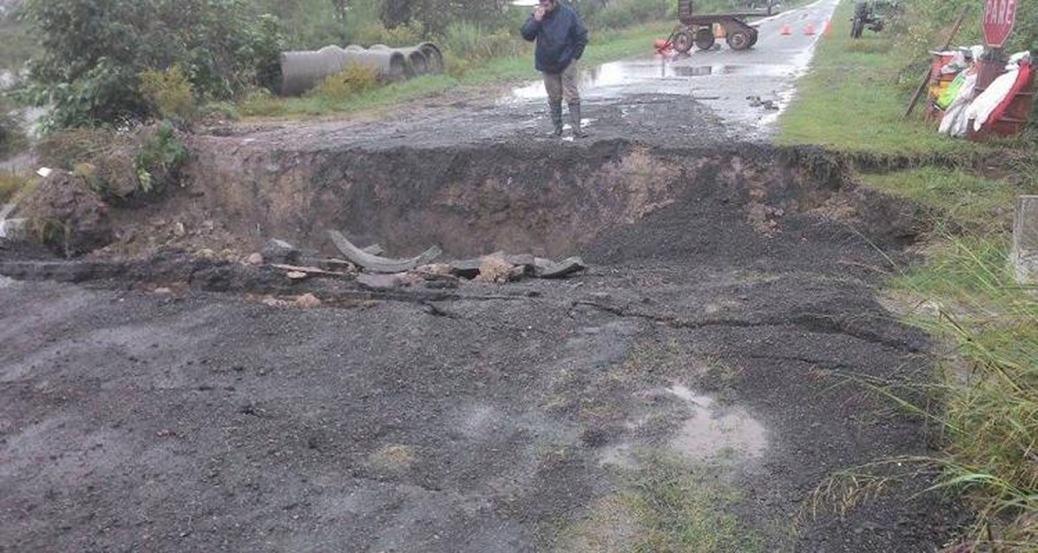 Vuelta de Obligado volvió a quedar aislado porque cedió la reparación del puente que hizo Vialidad