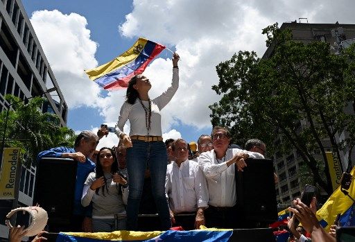María Corina Machado anda entre Colombia y Panamá, BUSCANDO REUNIONES CON PRESIDENTES, dice Maduro (+VIDEO)