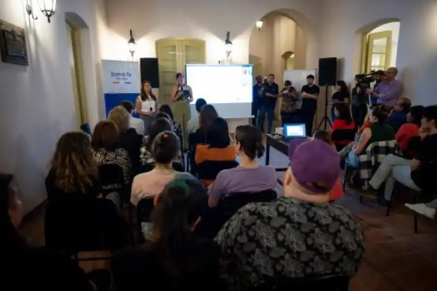 450 mujeres que hacen Santa Fe: Se presentó la convocatoria