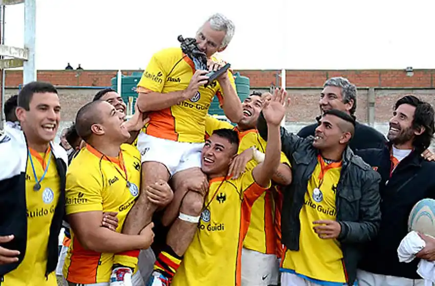 Eduardo Oderiego, entrenador de Los Espartanos, estará presente en la cena de Fundación IDEA