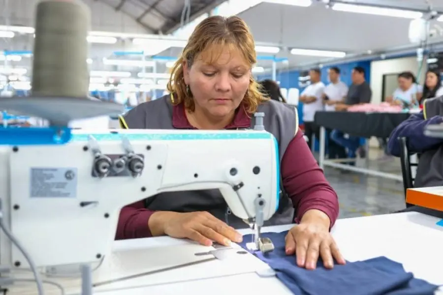 Economía amplió el financiamiento de un programa destinado a impulsar los emprendimientos de mujeres
