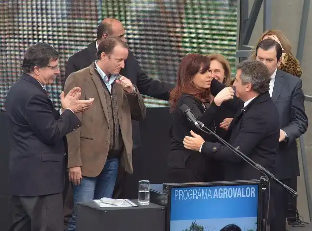 Urribarri compartió un acto encabezado por la Presidenta