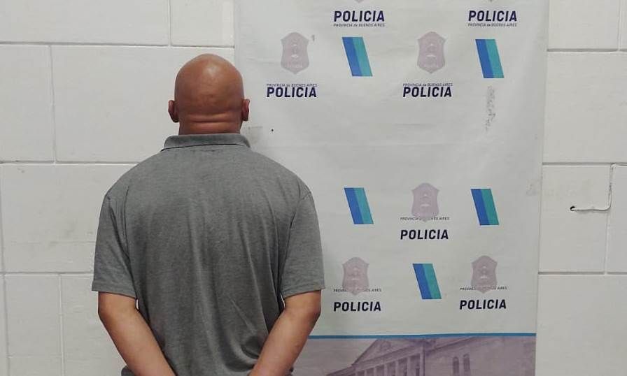 Aprehendido por agredir físicamente a su pareja