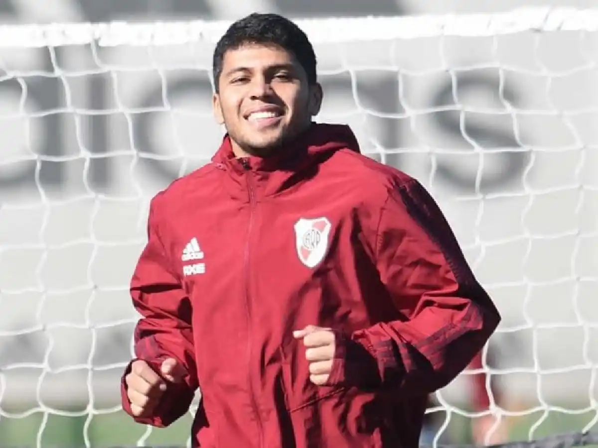 El paraguayo Robert Rojas se incorporó a los entrenamientos de River