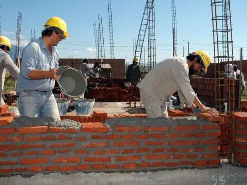 El nivel de actividad económica creció 4,9% en julio