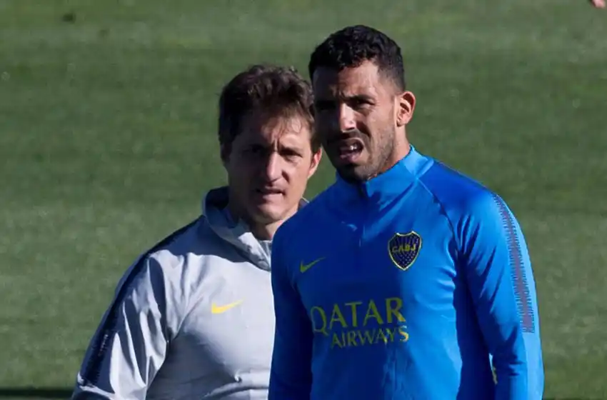 Tévez: «Si Guillermo seguía, yo me hubiera ido»