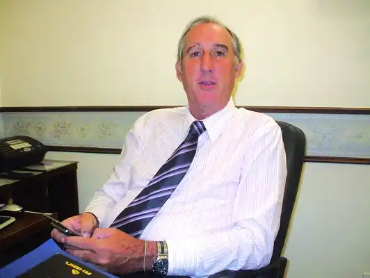 Natalio Gerdau: “la oposición parece un mercado de pulgas”