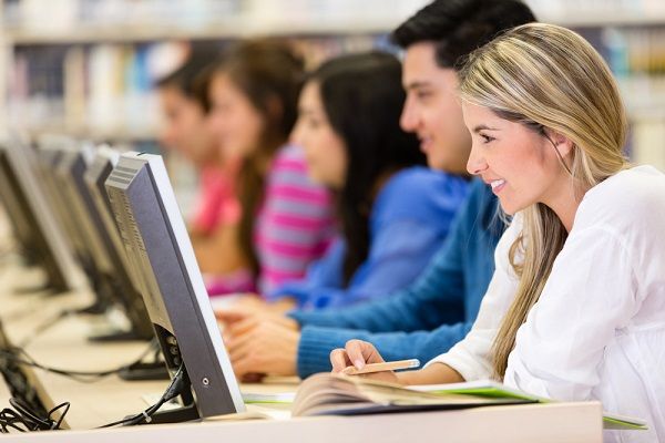 Elegir la educación a distancia: Universidad Blas Pascal