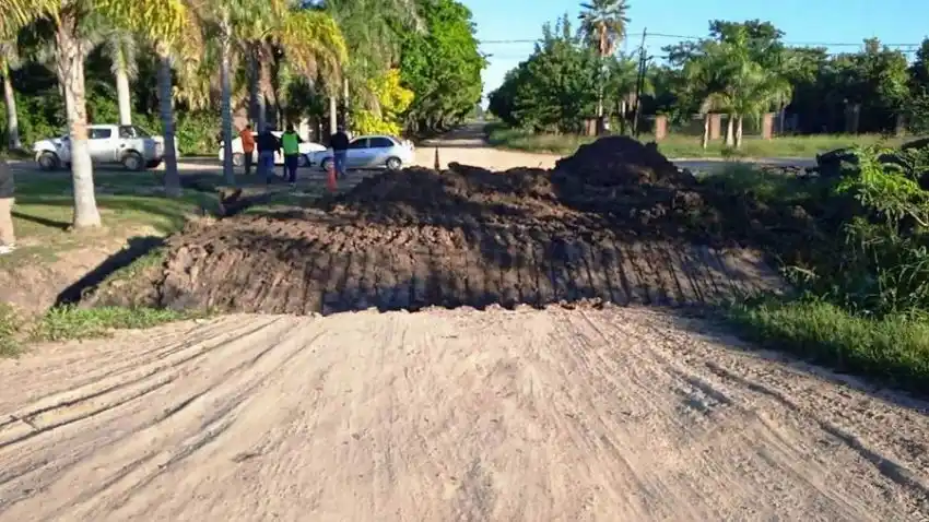 Encontraron el cuerpo sin vida de un hombre sumergido en un zanjón