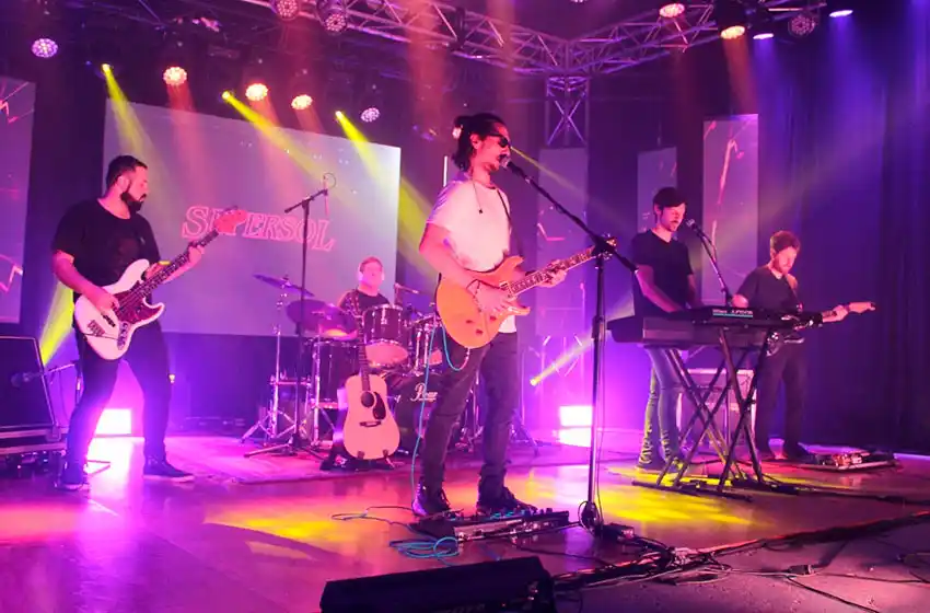 "Supersol" lanzó su Pronto Flash, un viaje en el tiempo a los ´80