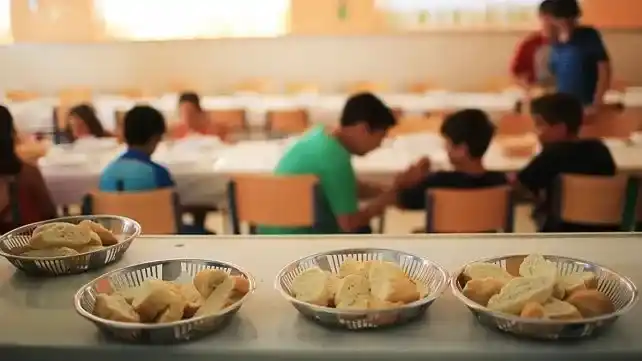 Concordia: denuncian a directora escolar por quedarse con plata del comedor