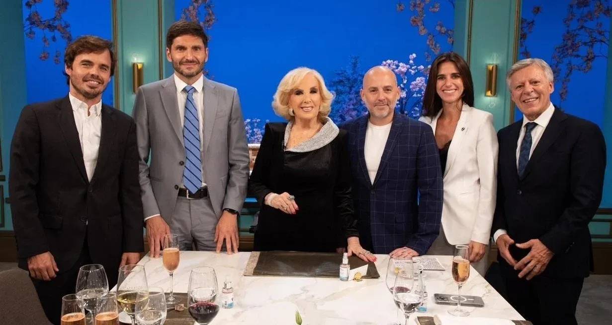 Pullaro estuvo presente en "La noche de Mirtha Legrand".