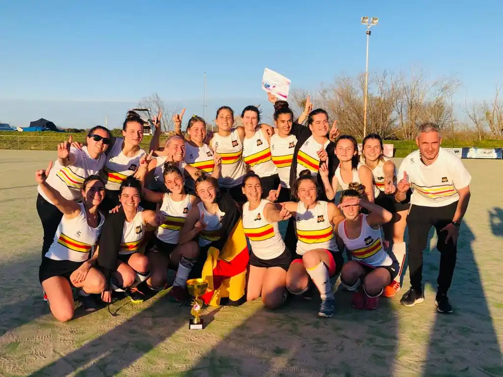 Carpinchos se quedó con la Copa de Oro de la LHCSE en Primera
