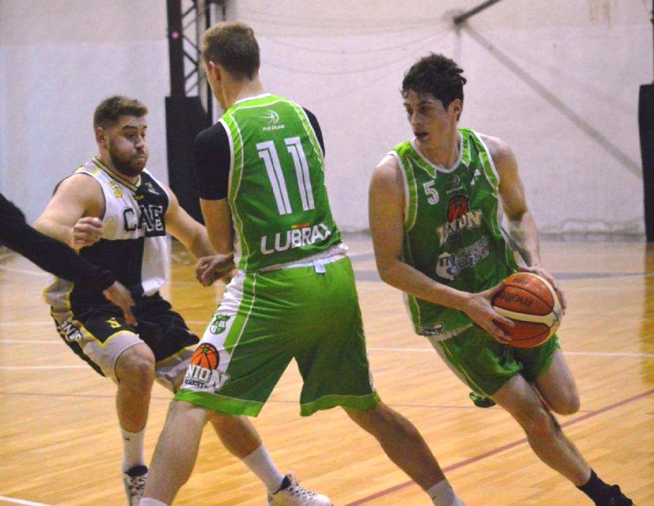 El viernes volverá la acción de la Liga Entrerriana con varios cambios y atractivos juegos