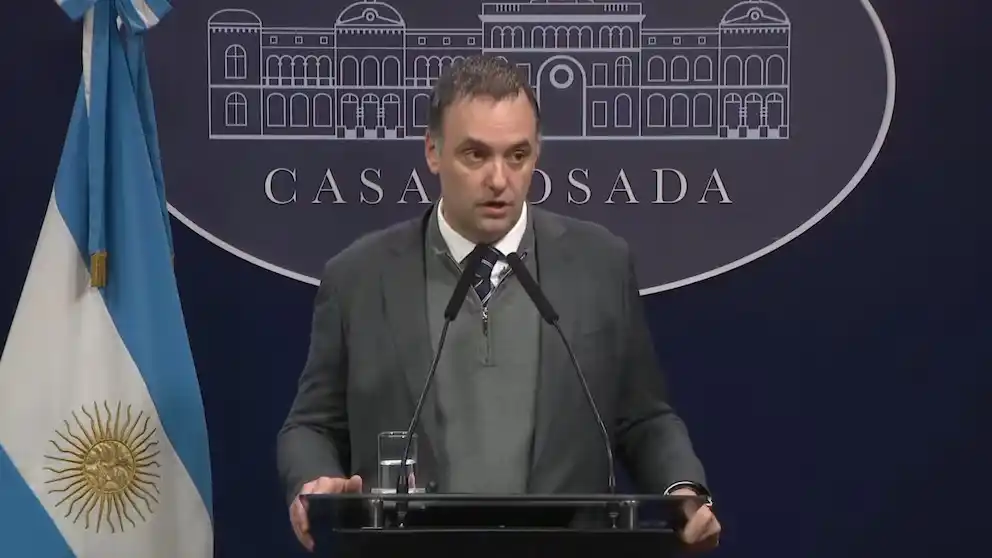 El Gobierno anunció el cierre de Vialidad Nacional y dos organismos más en el marco de una reforma estructural